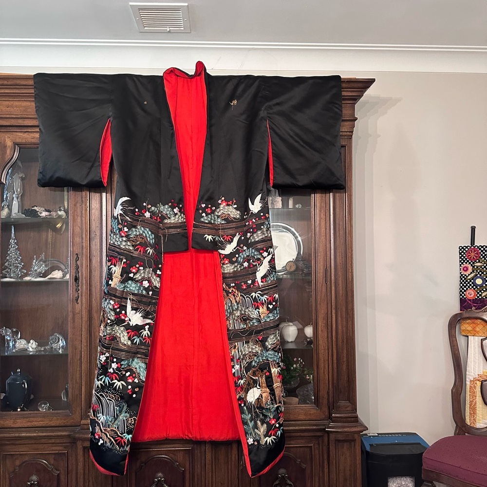 Antique 1940s Kurotomesode Kimono | Heirloom Silk